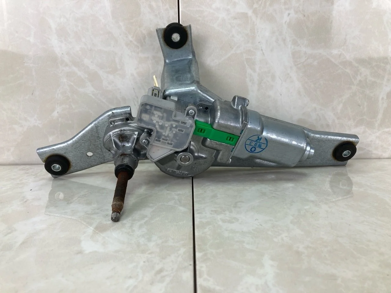 Моторчик дворника Nissan Note E11 2005-2013 287109U00B, задний