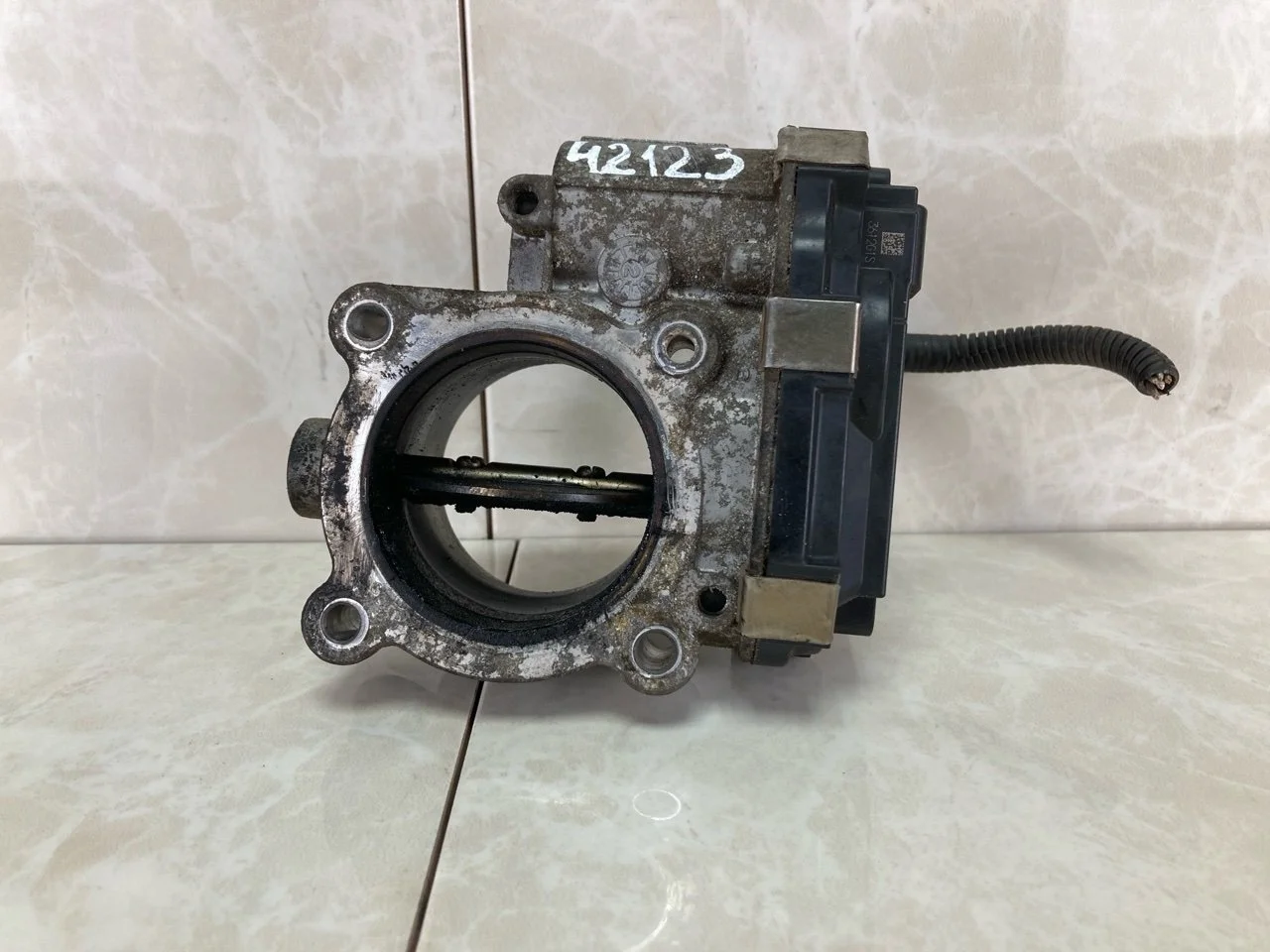 Дроссельная заслонка Opel Antara 2006-2015 25183238 2.2 Z22D1