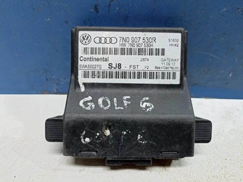 Блок интерфейсный Volkswagen Golf 6 2009-2013 7N0907530R