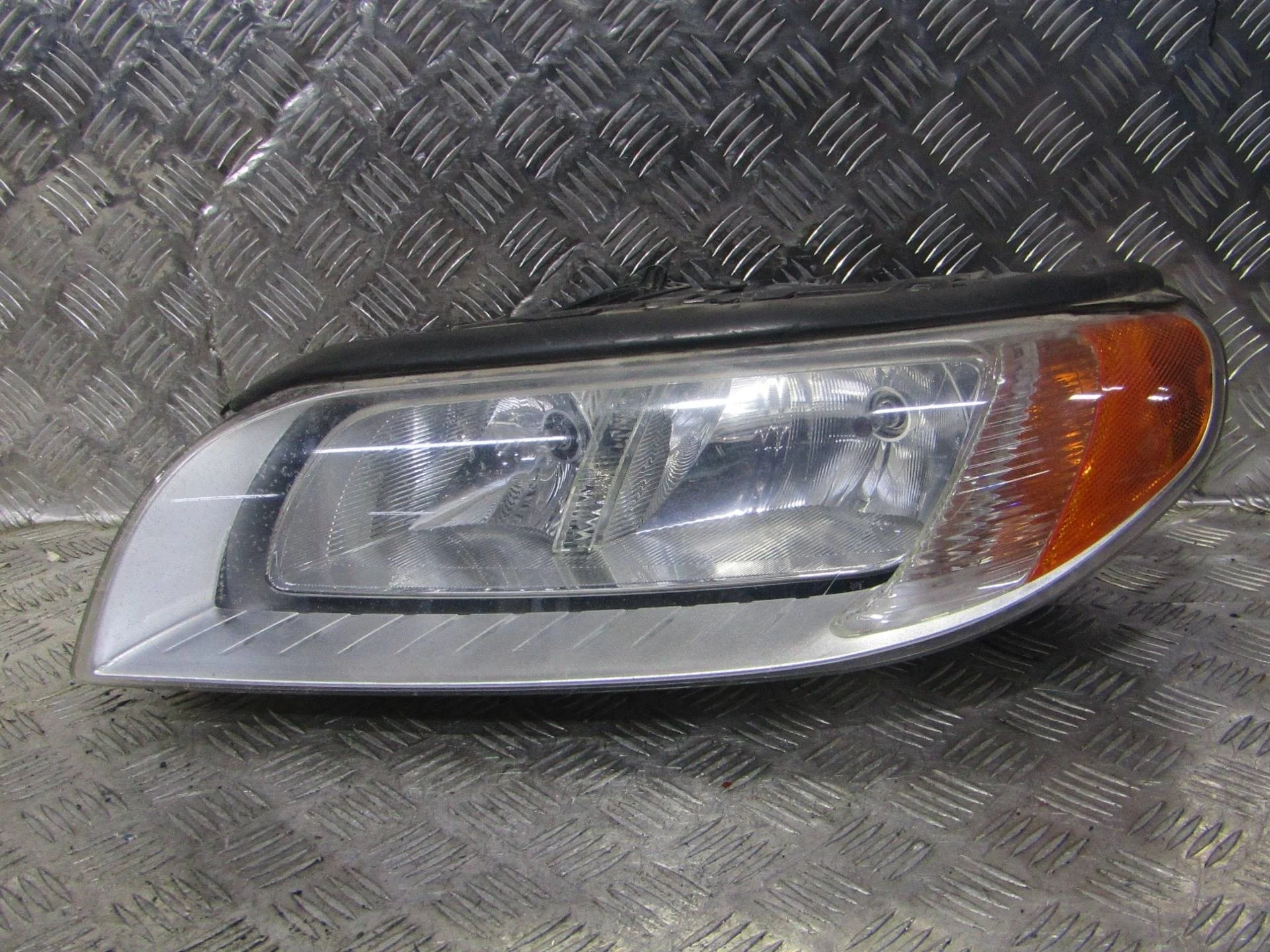 фара левая Volvo S80 2