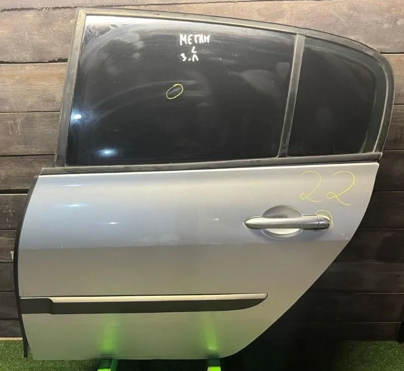 Дверь задняя левая Renault Megane 2