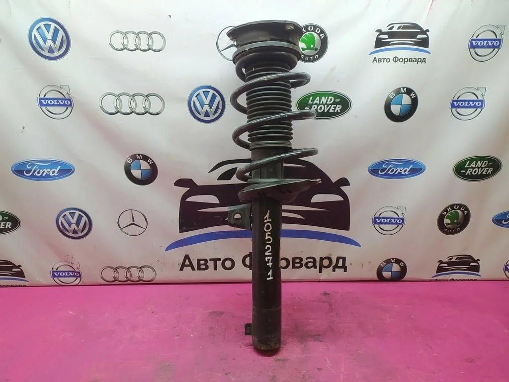 Амортизатор передний в сборе VW Tiguan 2 Audi Q3