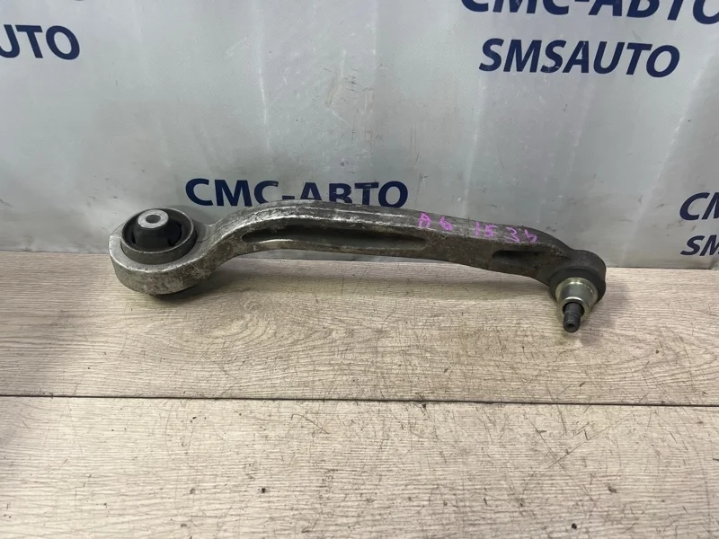 Рычаг нижний Audi A6 4F0407694H C6 3.0 CAJ, передний правый