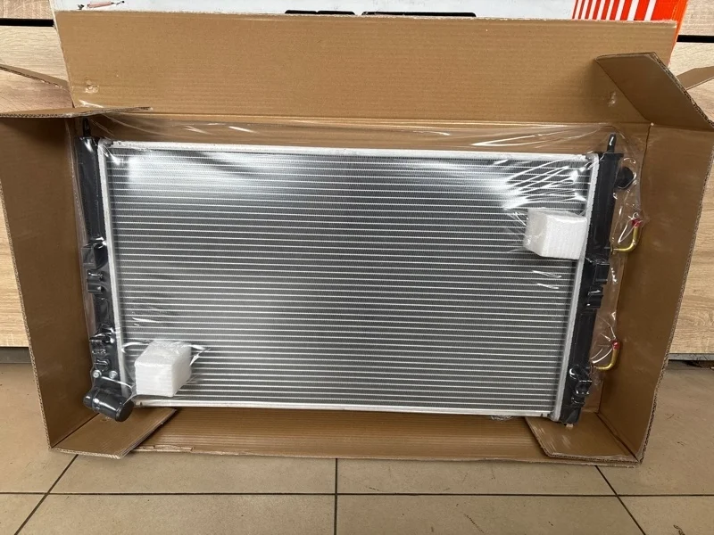 Радиатор двс MITSUBISHI LANCER 10 2007, 2008, 2009, 2010, 2011, 2012, 2013, 2014, 2015, 2016, 2017 CY1A, CY2A, CY3A, CY4A, CY6A, CY8A, CY9A, CZ4A, CX1A, CX2A, CX3A, CX4A, CX6A, CX8A, CX9A
