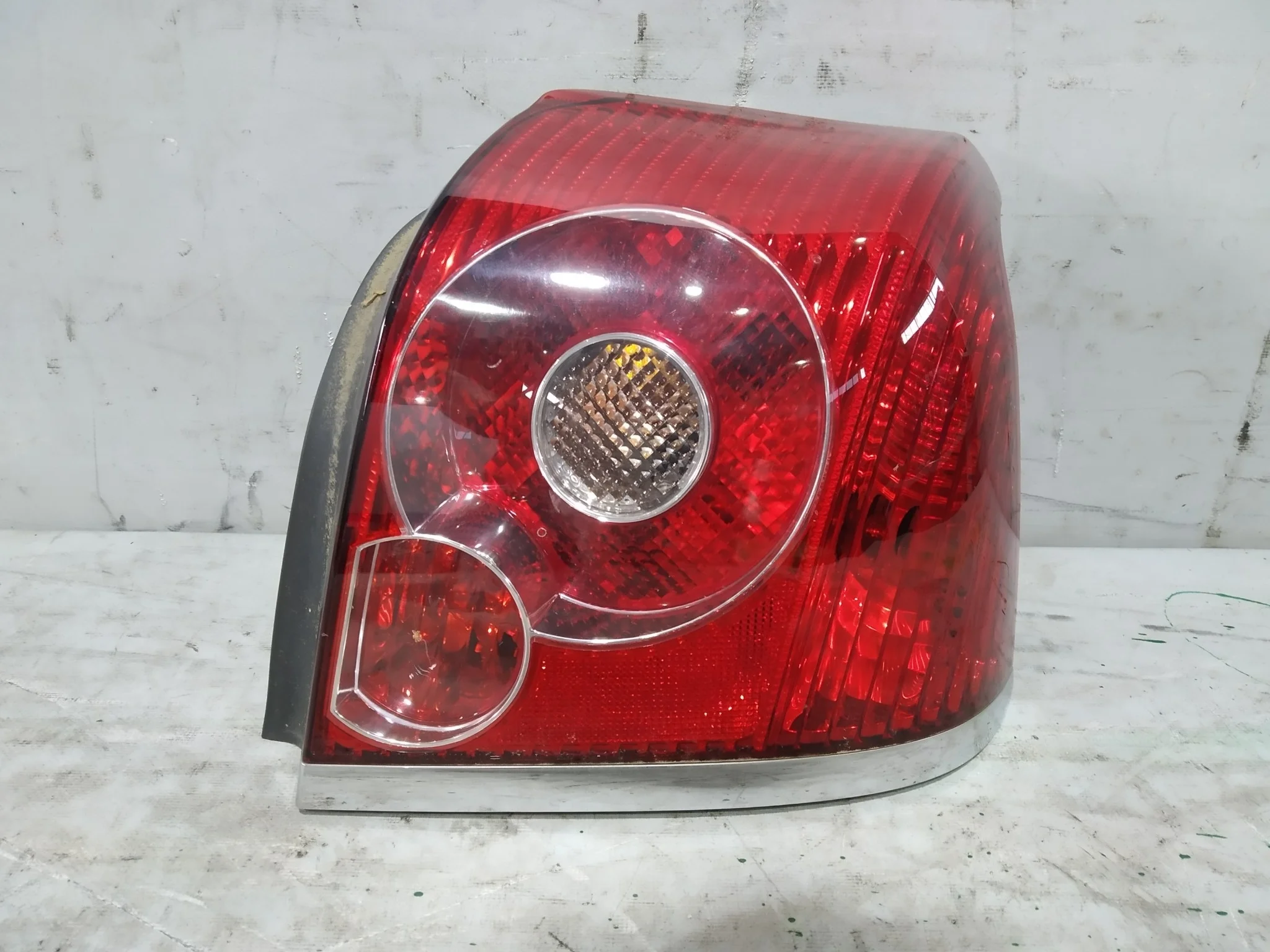 ФОНАРЬ TOYOTA AVENSIS AZT250 AZT251 AZT255 35110 05085 SEDAN 2 МОДЕЛЬ ПРАВЫЙ 8155105200 S3940