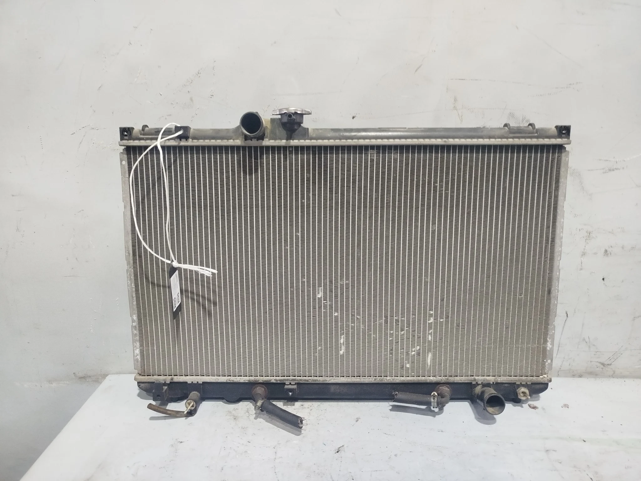 РАДИАТОР ДВИГАТЕЛЯ TOYOTA 1G-FE 1JZ-GE 2JZ-GE CHASER CRESTA MARK II GX100 GX105 JZX100 JZX101 JZX105 АТМ БЕЗ ДИФФУЗОРА 1640070570 DY438ZZ