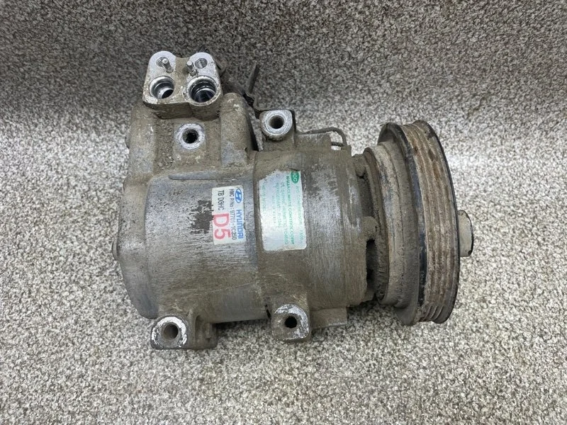 Компрессор кондиционера Hyundai Getz 2007 977011C250 1.4 G4EE MT