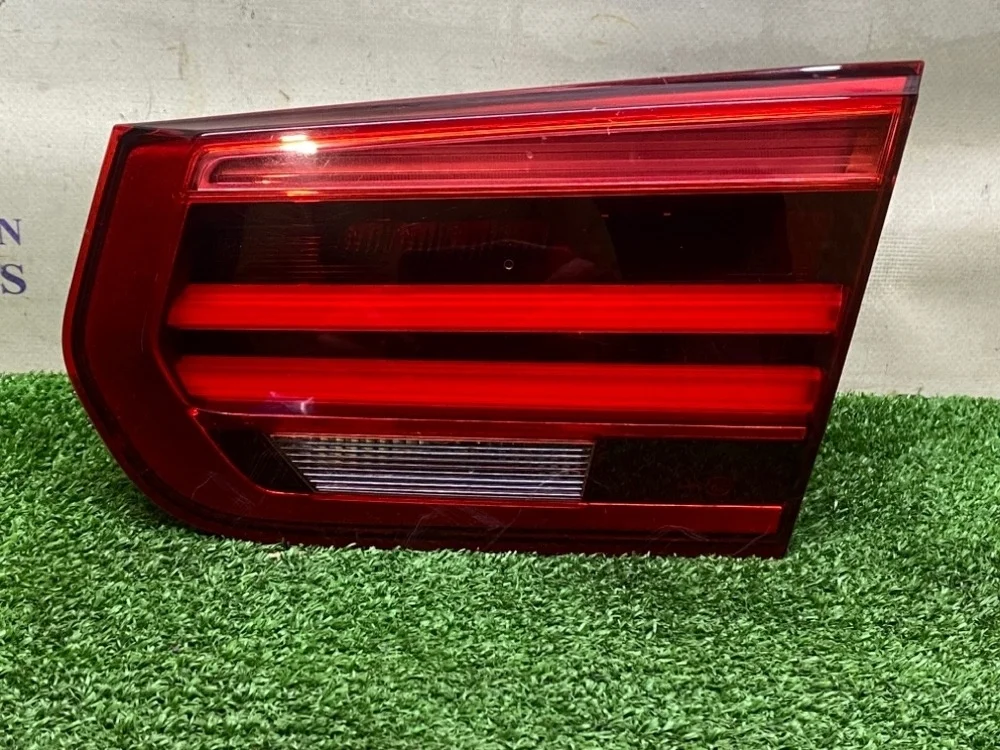 Фонарь в крышку багажника BMW F31