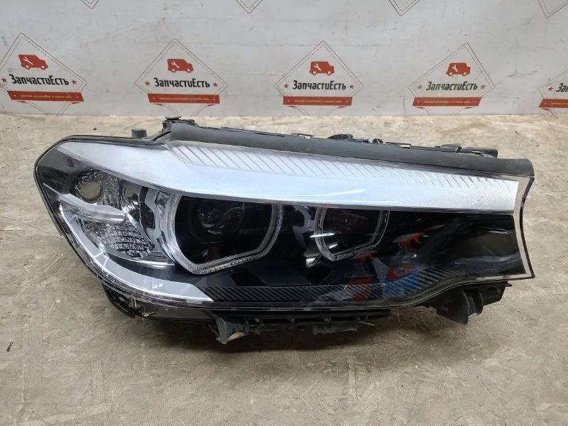 Фара правая Bmw 5Er 2016-2020 63117214952 G30