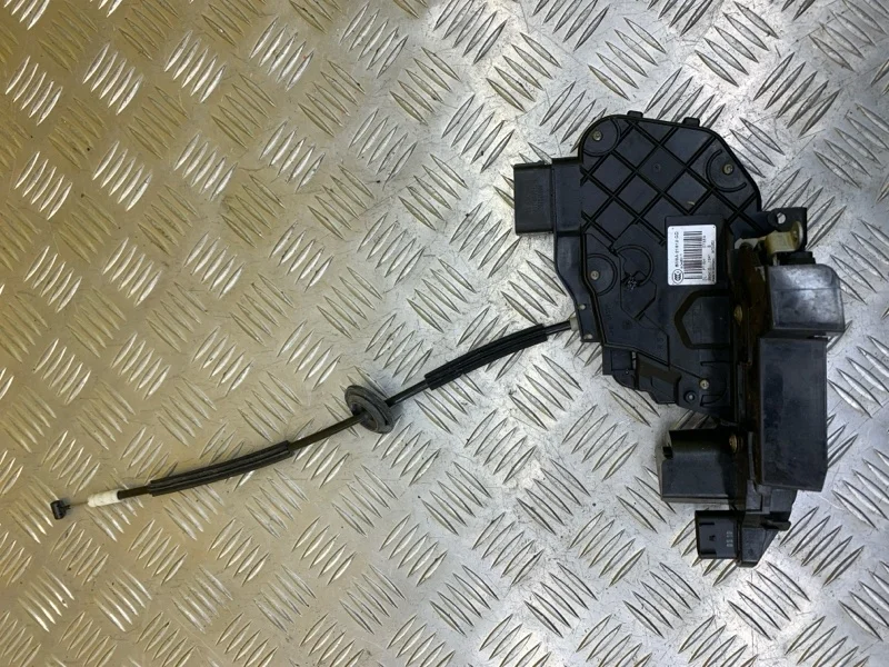 Замок двери передней правой Land Rover Range Sport I 2005-2013 2010