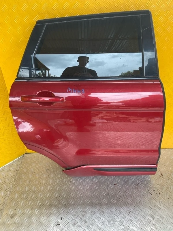 Дверь задняя правая Land Rover Range Evoque I (2011-2018)