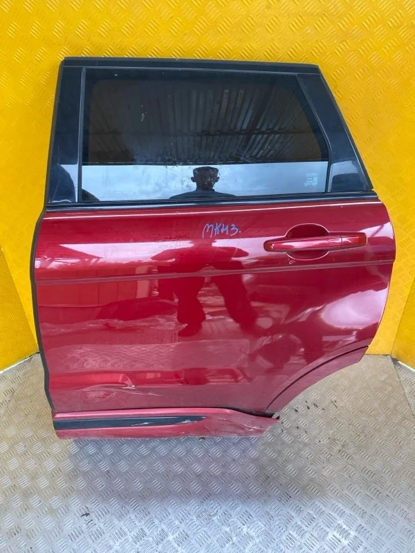 Дверь задняя левая Land Rover Range Evoque I (2011-2018)