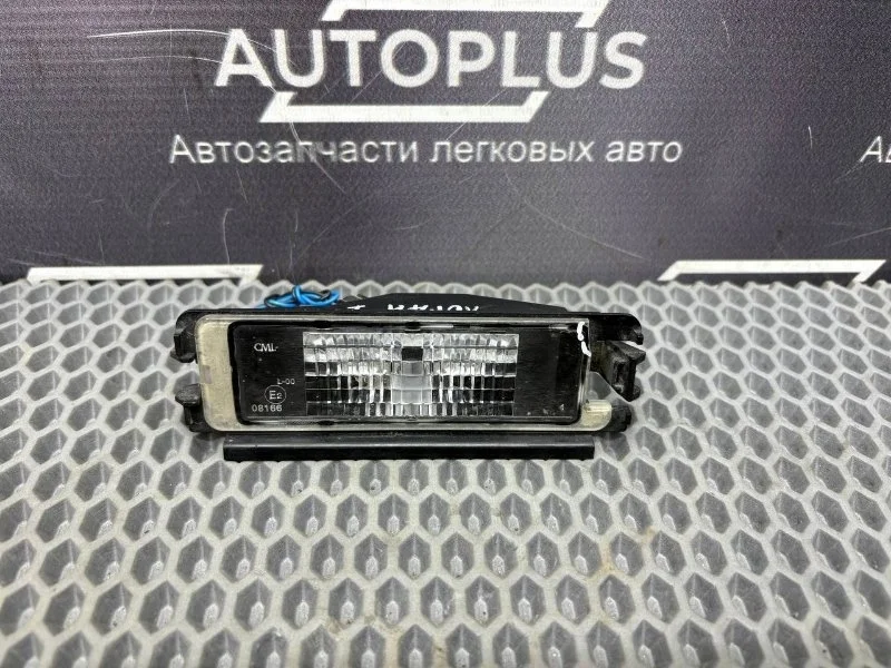 Подсветка номера Renault Logan 2010 8200957874 СЕДАН 1.4 K7JA 710, задняя