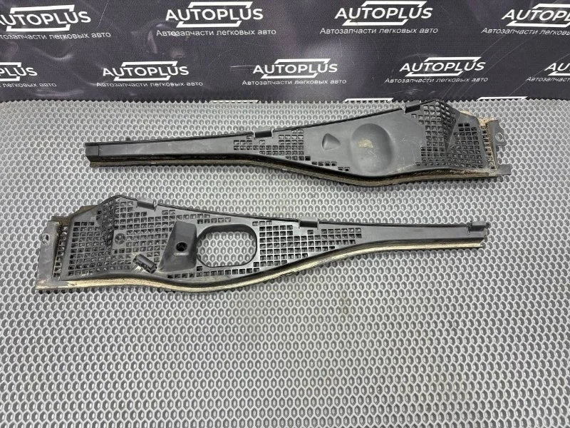 Жабо Renault Logan 2010 8200825457 СЕДАН 1.4 K7JA 710