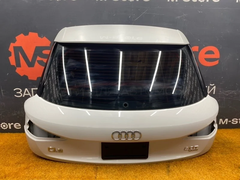 Крышка (дверь) багажника Audi Q3 2012 8U