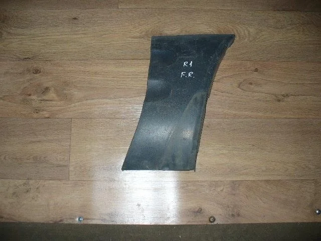 Б.у. расширитель крыла TOYOTA RAV4 SXA10 TOYOTA RAV4 SXA10