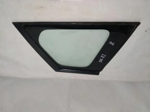 Б.у. стекло багажника MITSUBISHI OUTLANDER XL CW6W MITSUBISHI OUTLANDER XL CW6W
