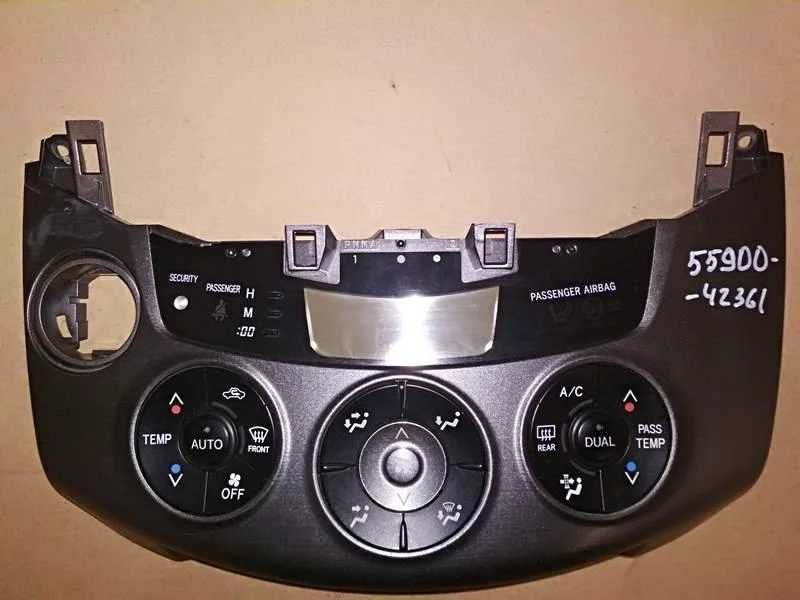 Б.у. блок климатконтроля TOYOTA RAV4 ZSA30 TOYOTA RAV4 ZSA30