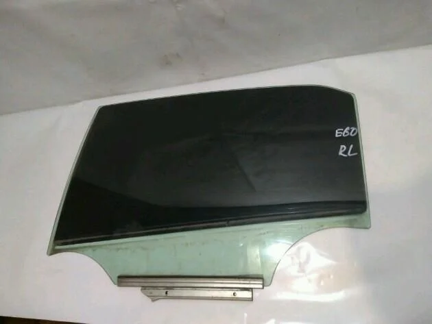Б.у. стекло двери TOYOTA COROLLA ZRE151 TOYOTA COROLLA ZRE151