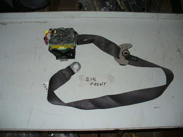 Б.у. ремень безопасности TOYOTA COROLLA ZRE151 TOYOTA COROLLA ZRE151