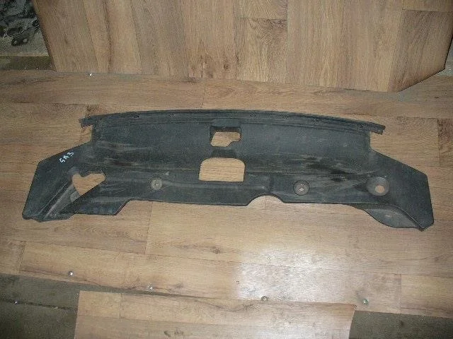 Б.у. накладка на панель радиатора MITSUBISHI ASX GA3W MITSUBISHI ASX GA3W
