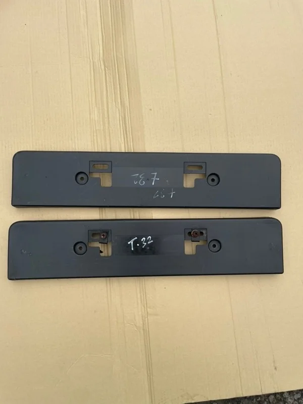 Площадка номерного знака Nissan X-Trail T32(рест)