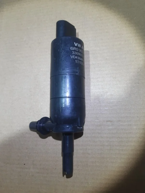 Насос омывателя VAG