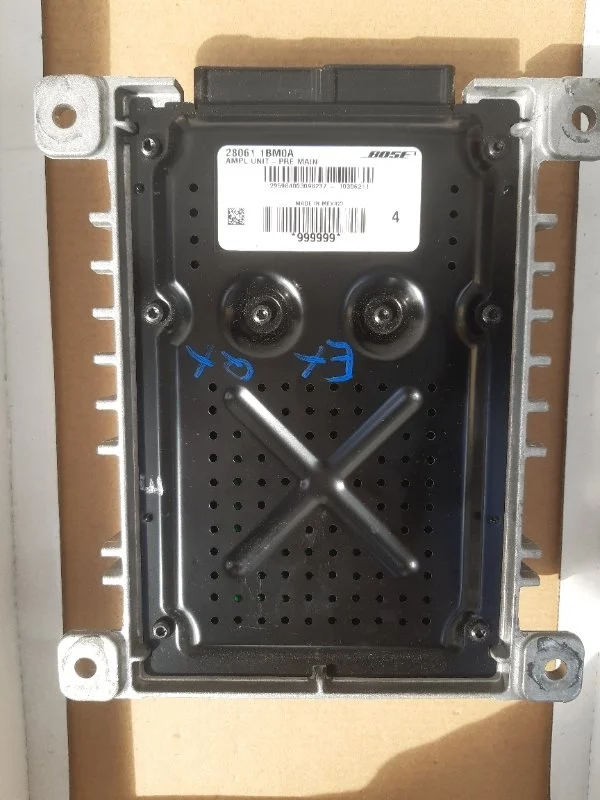 Усилитель звука Infiniti