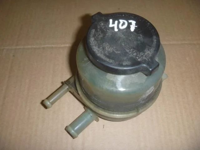 Б.у. бачок гидроусилителя TOYOTA CAMRY V40 ACV40 TOYOTA CAMRY V40 ACV40