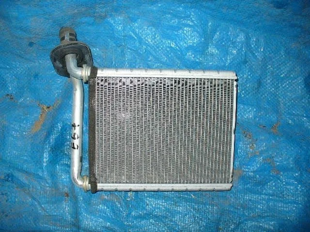 Б.у. радиатор печки TOYOTA COROLLA ZRE151 TOYOTA COROLLA ZRE151