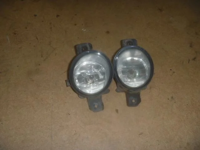 Б.у. фара противотуманная NISSAN TEANA J32 NISSAN TEANA J32