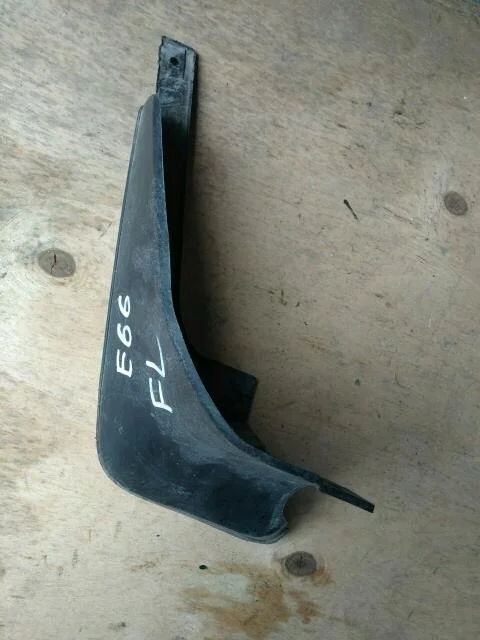 Б.у. брызговик TOYOTA COROLLA ZRE151 TOYOTA COROLLA ZRE151