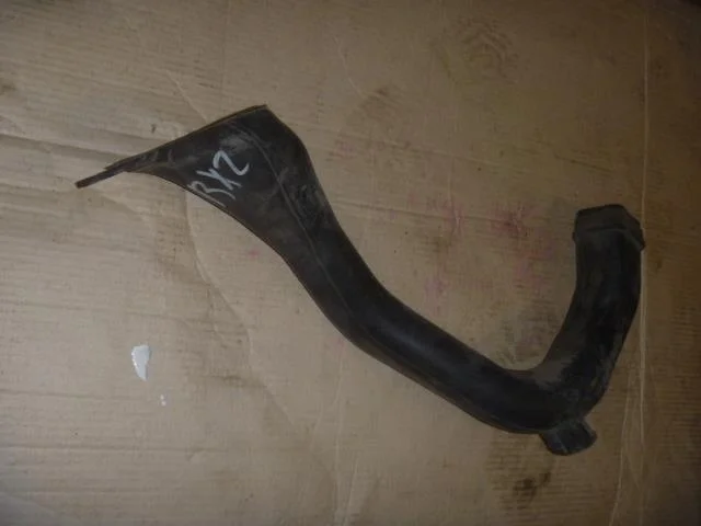 Б.у. воздухозаборник LEXUS RX330 MCU38 LEXUS RX330 MCU38
