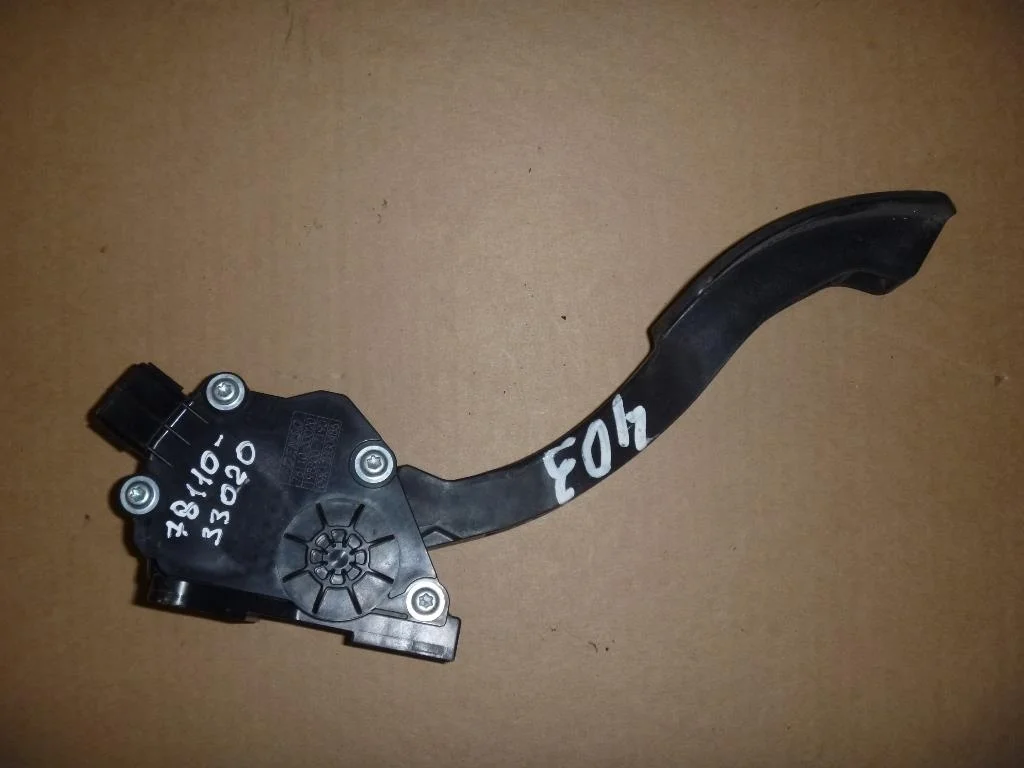 Б.у. педаль газа TOYOTA CAMRY V40 GSV40 TOYOTA CAMRY V40 GSV40