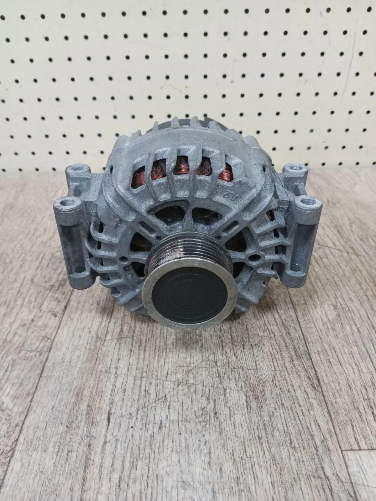 Генератор Volkswagen Passat CC B6 (2008—2012) Passat CC B6 (2008—2012) 358