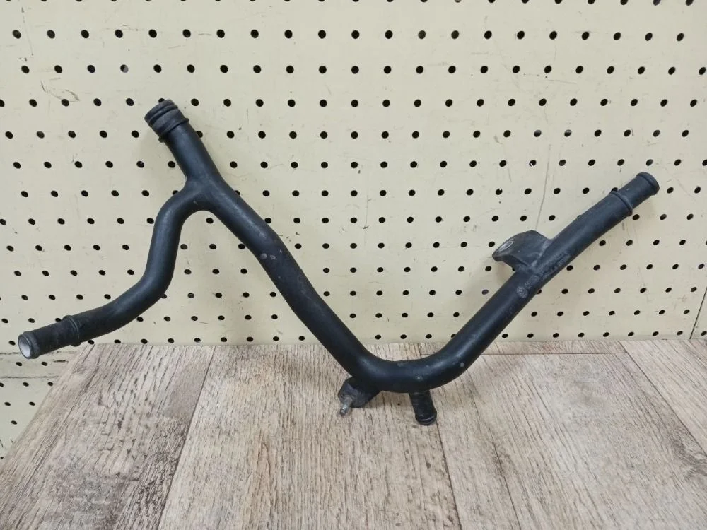 Трубка охлаждающей жидкости Skoda Octavia II (2004—2009) Octavia II (2004—2009) 1K2, 1Z3