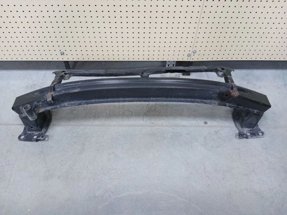 Усилитель переднего бампера Skoda Octavia II (2004—2009) Octavia II (2004—2009) 1Z 1Z3, 1Z3, A5