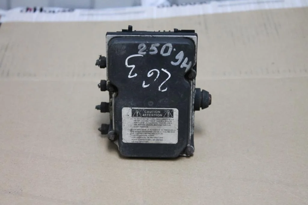 Б.у. блок abs TOYOTA AVENSIS ZZT251 TOYOTA AVENSIS ZZT251