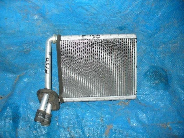 Б.у. радиатор печки TOYOTA COROLLA ZRE151 TOYOTA COROLLA ZRE151