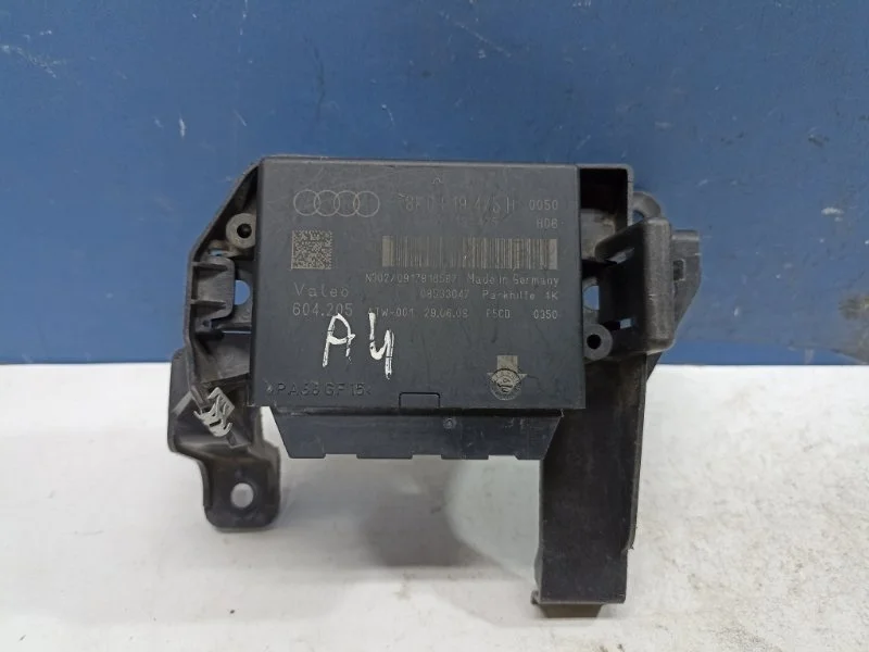 Блок управления парктрониками Audi A4 2007-2015 8K0919475H B8
