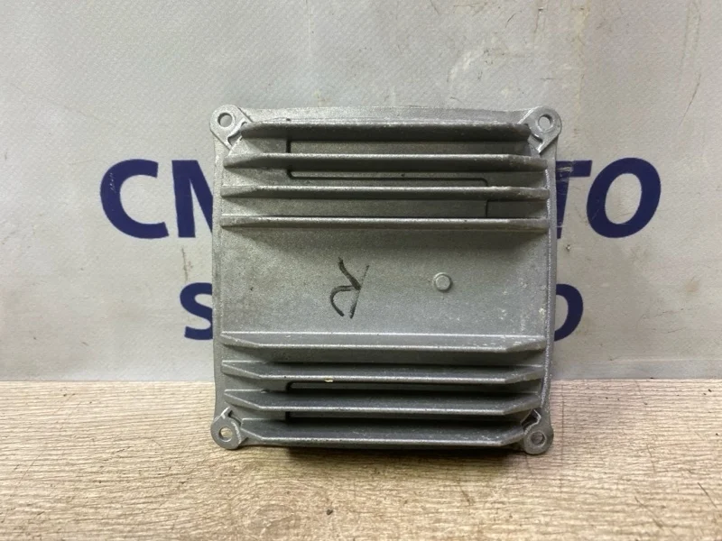 Блок розжига ксенона Mercedes-Benz Ml 2012 A1668203689 W166 642.826