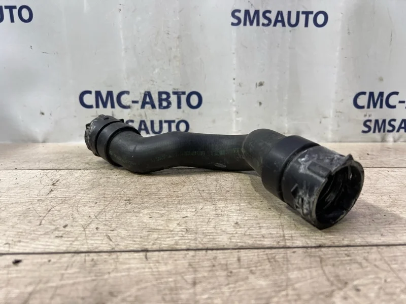 Патрубок охлаждения Volvo Xc60 31293622 ХС60 3.0 B6304T4