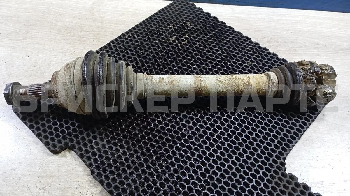 Привод (шрус) передний левый Пежо 308