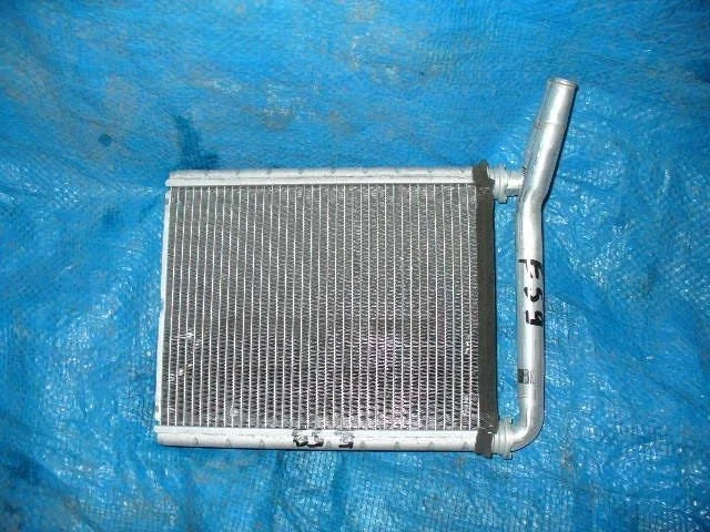 Б.у. радиатор печки TOYOTA COROLLA ZRE151 TOYOTA COROLLA ZRE151