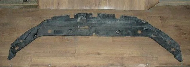 Б.у. накладка на панель радиатора TOYOTA RAV4 ACA30 TOYOTA RAV4 ACA30