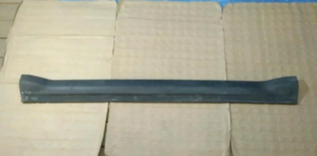 Б.у. порог пластиковый MITSUBISHI OUTLANDER XL CW5W MITSUBISHI OUTLANDER XL CW5W