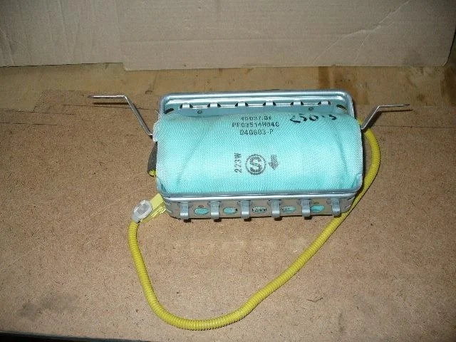 Б.у. подушка безопасности пассажира TOYOTA AVENSIS ZZT251 TOYOTA AVENSIS ZZT251