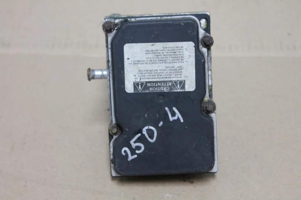 Б.у. блок abs TOYOTA AVENSIS ZZT251 TOYOTA AVENSIS ZZT251