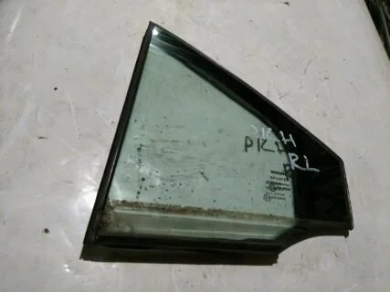 Б.у. форточка двери NISSAN PRIMERA P12 NISSAN PRIMERA P12