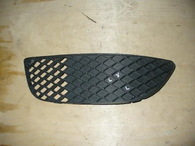Б.у. рамка туманки MITSUBISHI LANCER CY2A MITSUBISHI LANCER CY2A